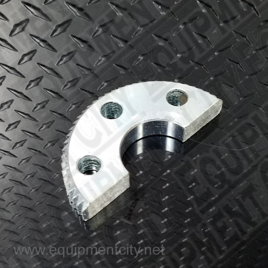 Equipment City — Challenger 26K25040 Large Arm Restraint Gear